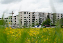 Jak wygląda ocieplanie stropodachu