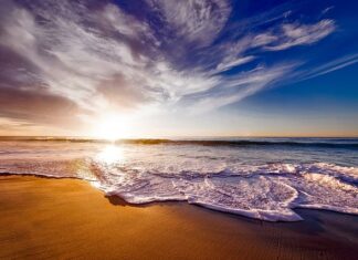 Ile powinno być pianki na około okna?