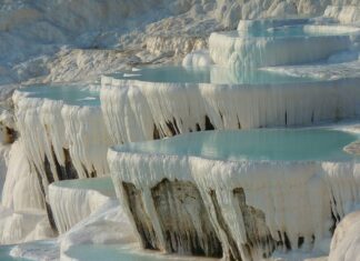 Co po kolei do basenu?