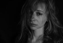 Jak naprawić zerwaną roletę?